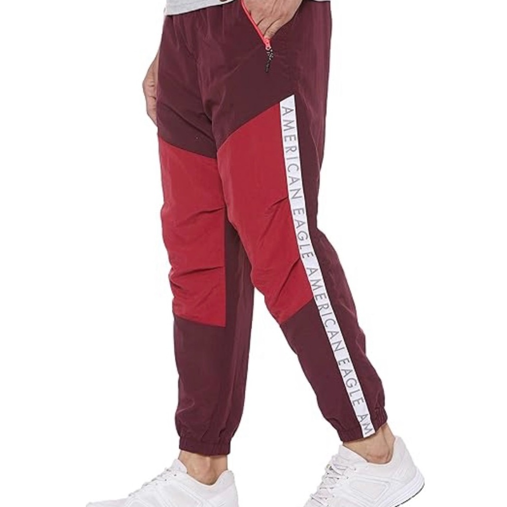 American Eagle Outfitters- Men's Burgundy and Red Joggers- L